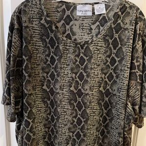 Kathy Ireland Top Size 3X - Green